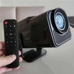 Mini Projetor Portátil HY320