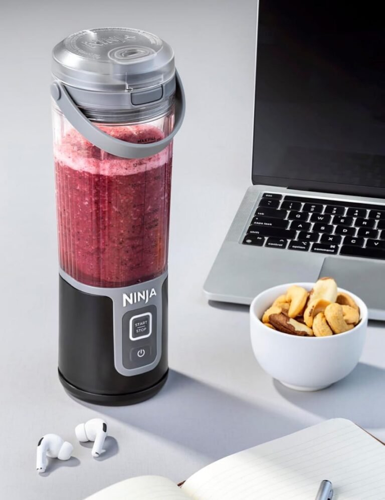 Ninja Blast Liquidificador Portátil Bivolt, Sem Fio, Recipiente de 470ml