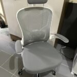 Cadeira de Escritório G100 com suporte ergonômico estofado em mesh