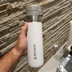 Garrafa Térmica Quick Flip Stanley 710ml Go Bottle, cor azul