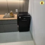Frigobar Retrô 93L Preto Inverter Midea