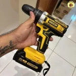 Parafusadeira Furadeira a Bateria 21V